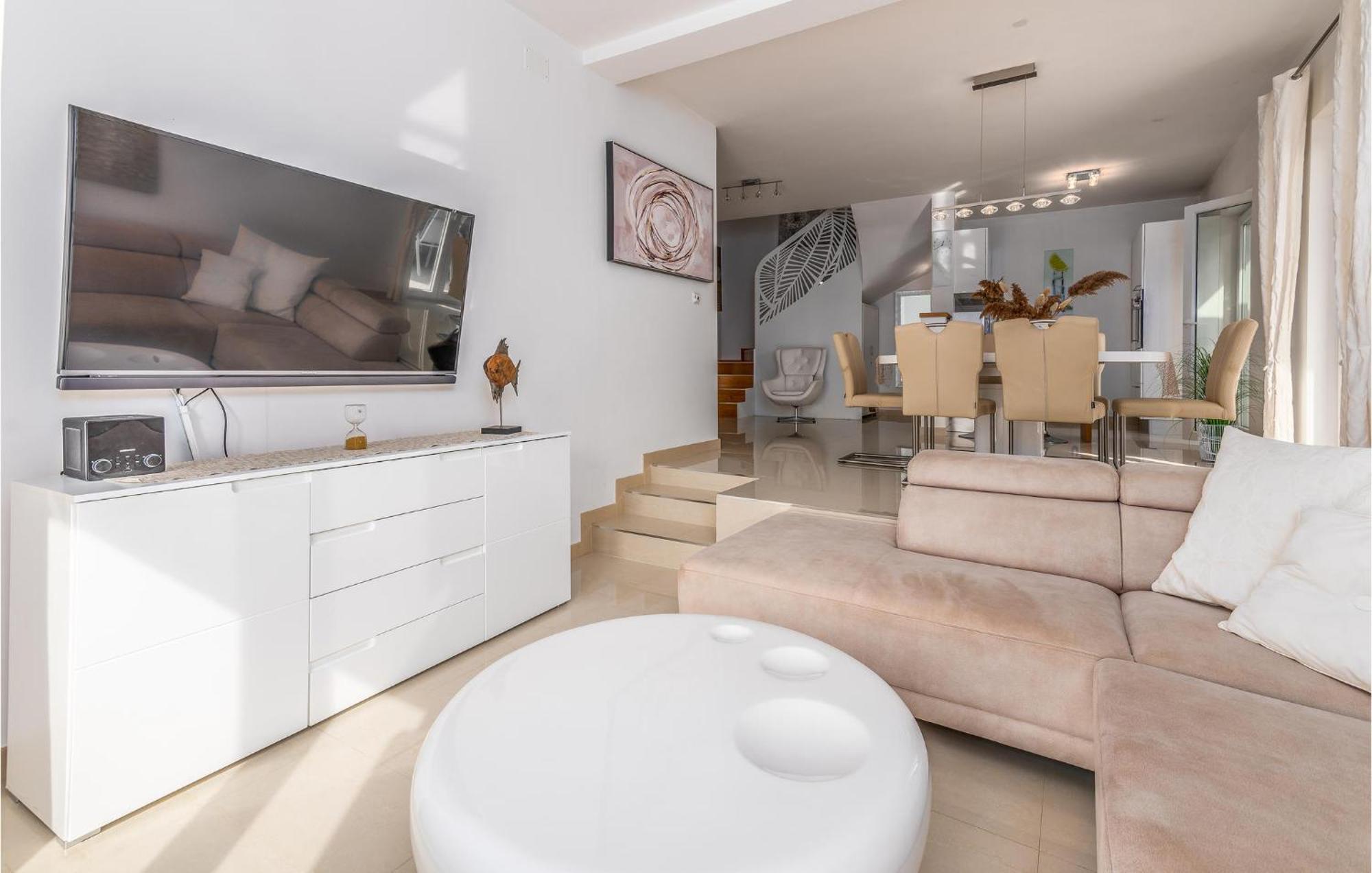 Beautiful Home In Martinscica With Wifi Exterior foto