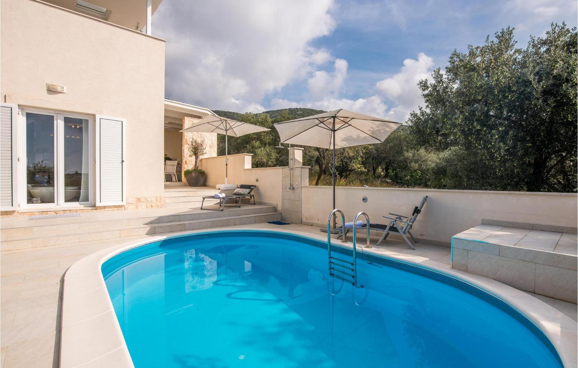 Beautiful Home In Martinscica With Wifi Exterior foto